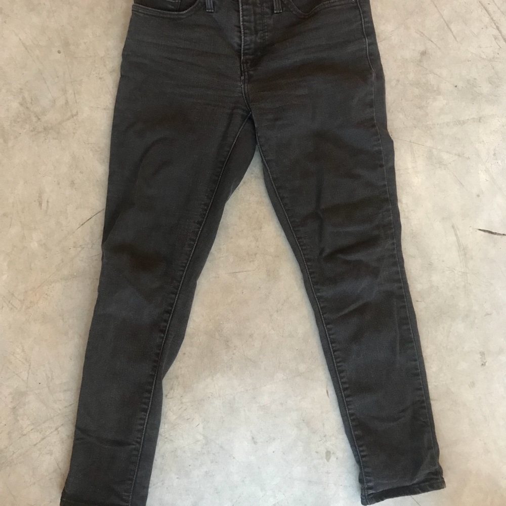 Levi’s 311 Shaping Skinny.